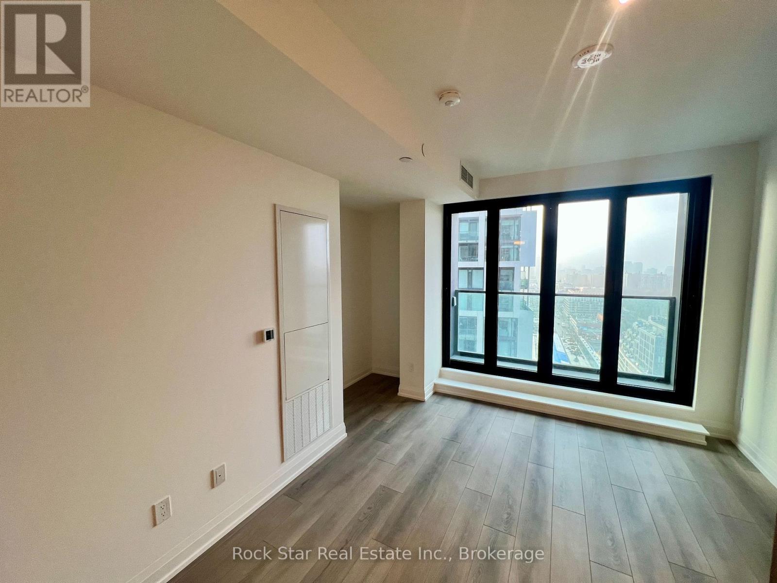 2105 - 20 Soudan Avenue, Toronto, Ontario  M4S 1V5 - Photo 3 - C12601776