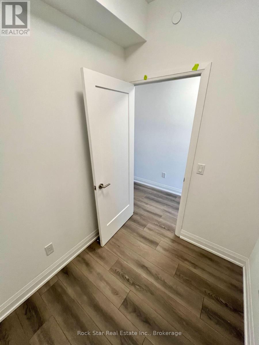 2105 - 20 Soudan Avenue, Toronto, Ontario  M4S 1V5 - Photo 8 - C12601776