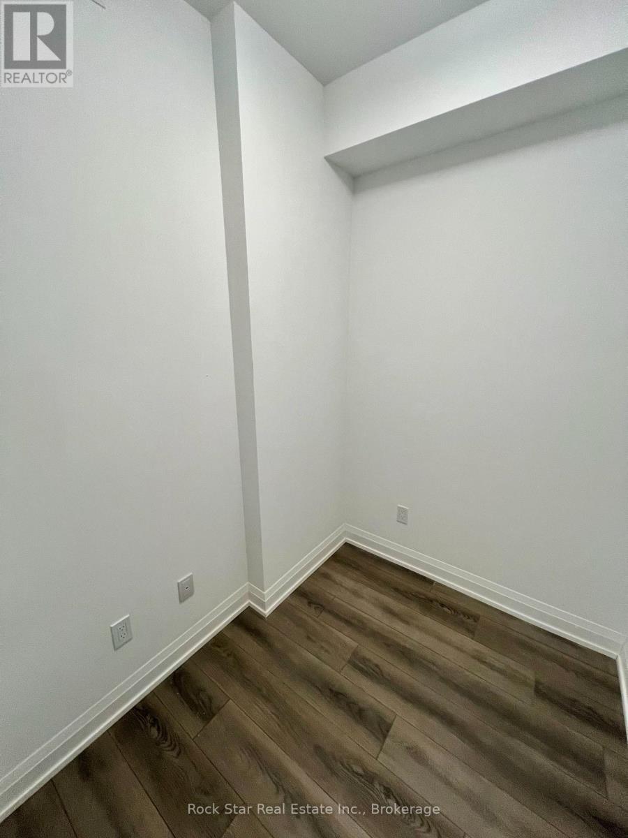 2105 - 20 Soudan Avenue, Toronto, Ontario  M4S 1V5 - Photo 9 - C12601776