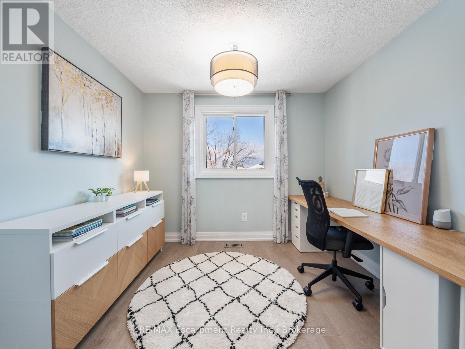 143 Chalfield Lane, Mississauga, Ontario L4Z 1K8 - Photo 22 - W12601722