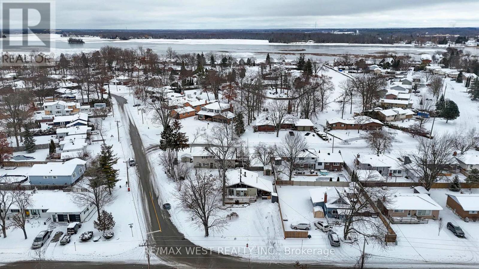 408 COUCHICHING POINT ROAD, orillia, Ontario