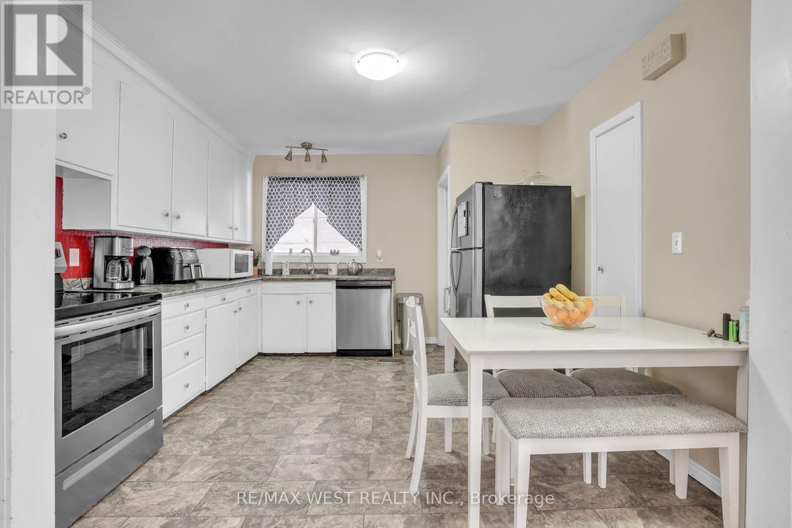 408 Couchiching Point Road, Orillia, Ontario  L3V 6P6 - Photo 4 - S12601620