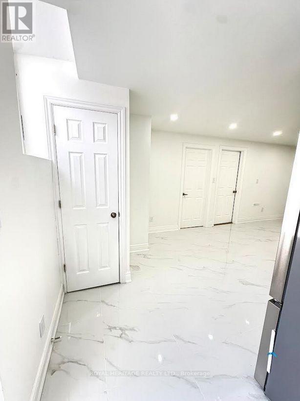 985 Black Cherry Bsmt Drive, Oshawa, Ontario  L1K 0P2 - Photo 8 - E12568958
