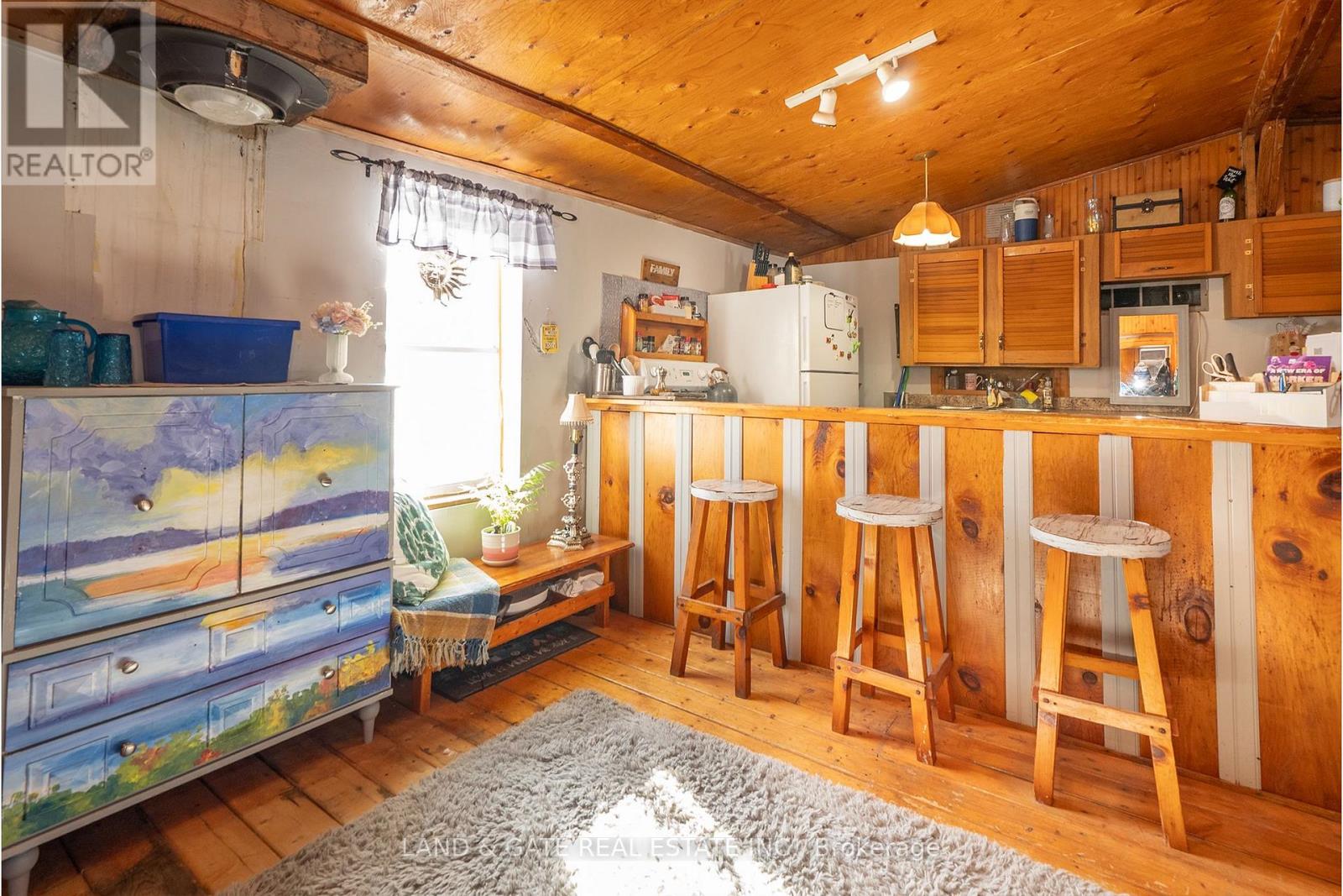 40 Tice Crescent, Belleville, Ontario  K8N 2X7 - Photo 4 - X12593768