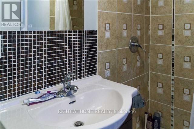 154 - 180 Mississauga Valley Boulevard, Mississauga, Ontario  L5A 3M2 - Photo 24 - W12588076