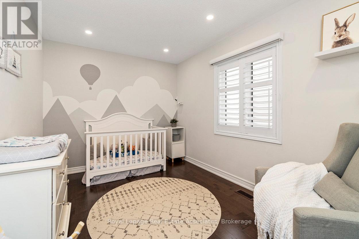 4061 Channing Crescent, Oakville, Ontario  L6H 3R3 - Photo 31 - W12601492