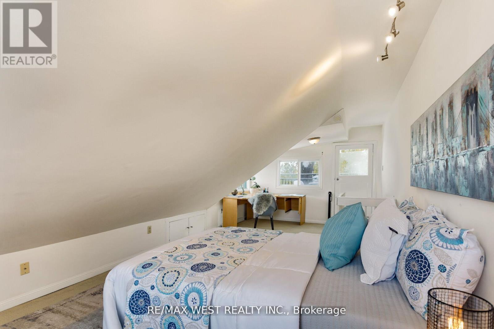 79 Springhurst Avenue, Toronto, Ontario  M6K 1B7 - Photo 43 - W12601560