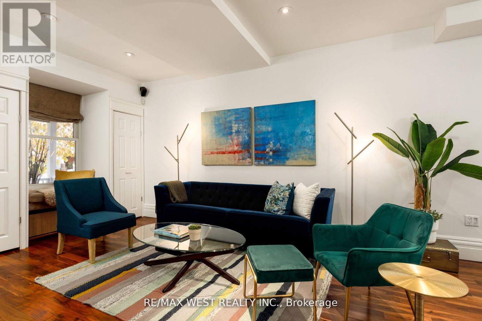 79 Springhurst Avenue, Toronto, Ontario  M6K 1B7 - Photo 7 - W12601560