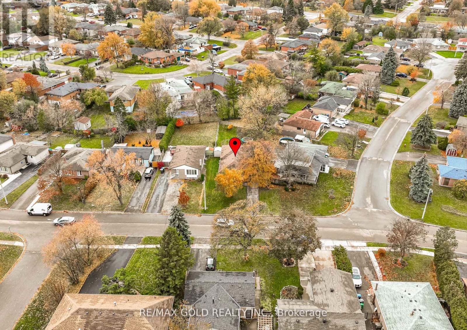 35 Duke Road, Brampton, Ontario  L6T 3J9 - Photo 42 - W12601576