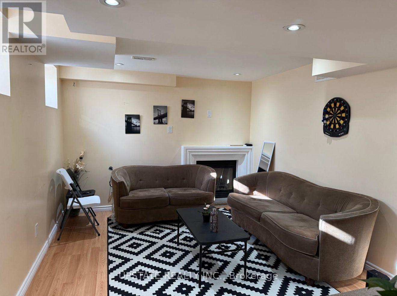 Basement - 42 Condorvalley Crescent, Brampton, Ontario  L6P 2T7 - Photo 3 - W12601604