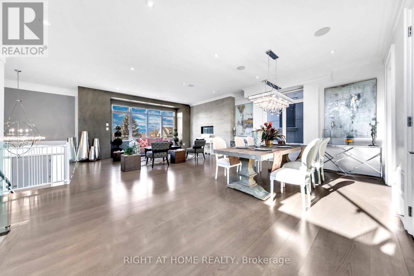 55a Jay Street, Toronto, Ontario  M6L 2L9 - Photo 14 - W12601682