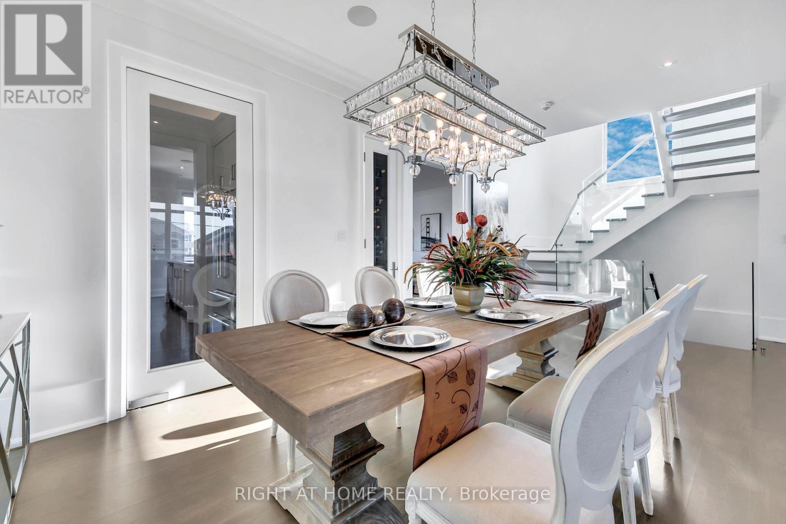 55a Jay Street, Toronto, Ontario  M6L 2L9 - Photo 18 - W12601682