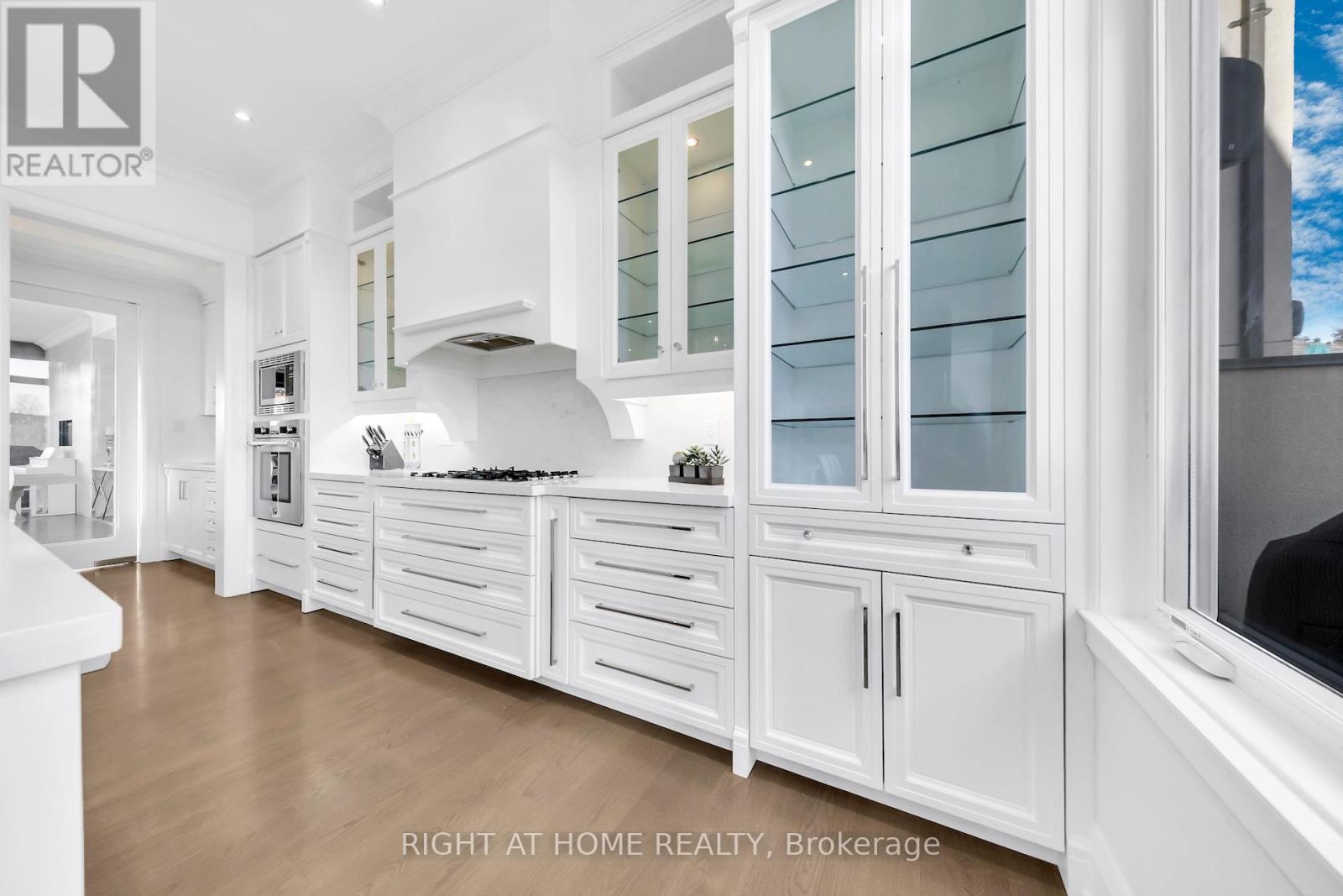 55a Jay Street, Toronto, Ontario  M6L 2L9 - Photo 20 - W12601682