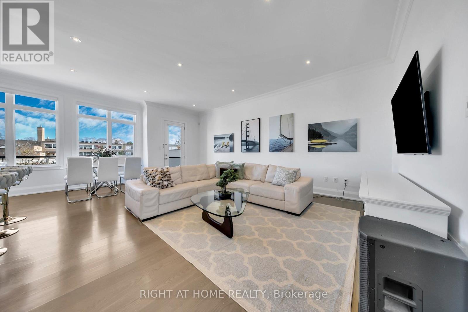 55a Jay Street, Toronto, Ontario  M6L 2L9 - Photo 24 - W12601682