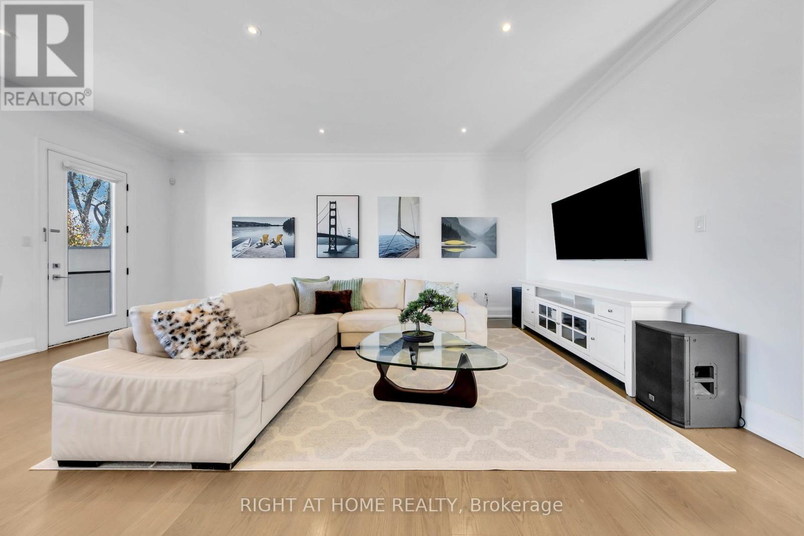 55a Jay Street, Toronto, Ontario  M6L 2L9 - Photo 25 - W12601682