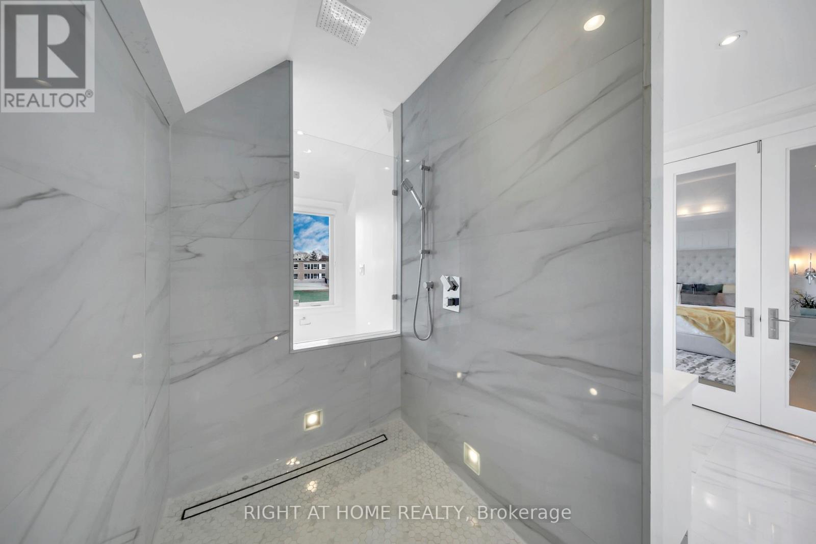 55a Jay Street, Toronto, Ontario  M6L 2L9 - Photo 45 - W12601682