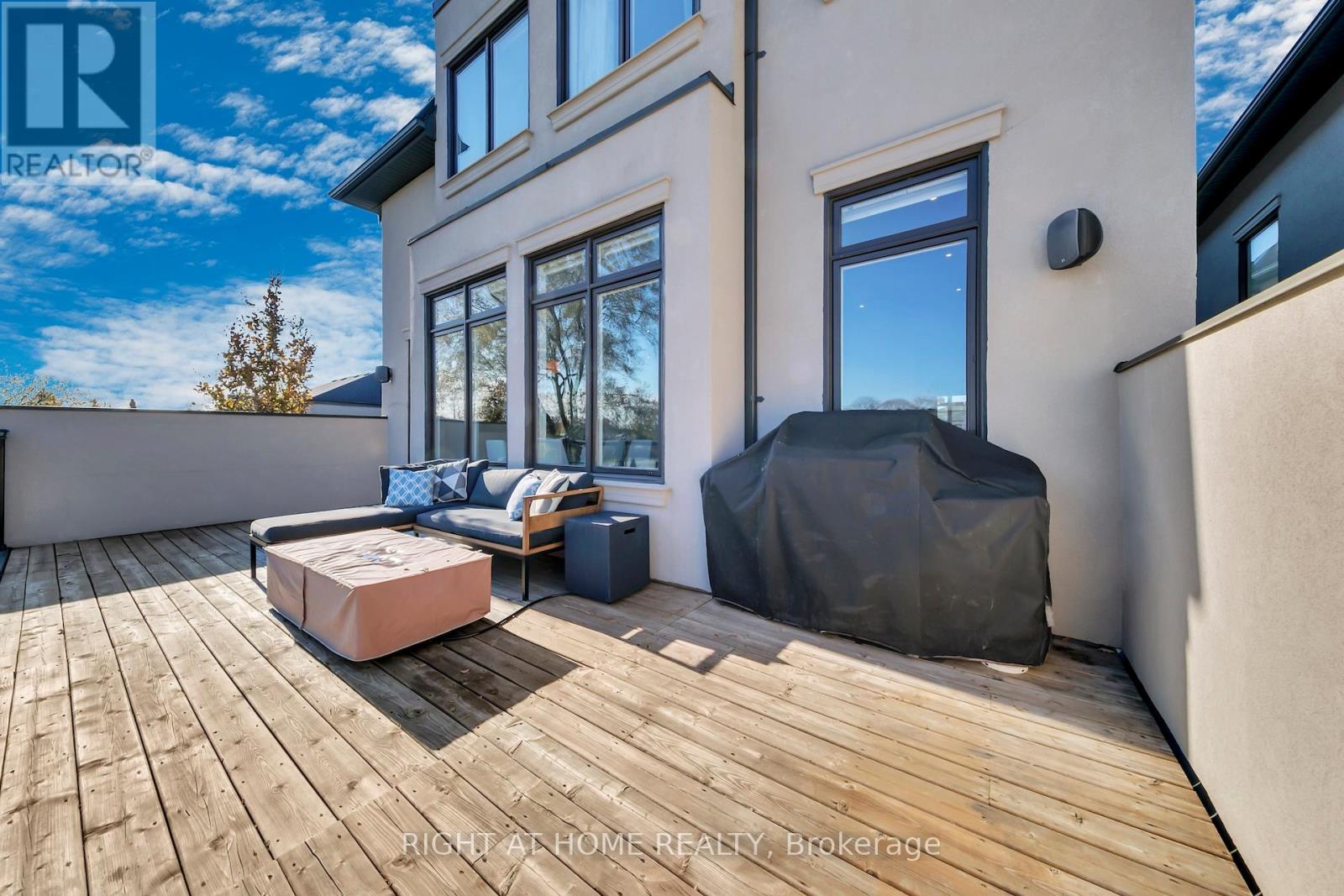 55a Jay Street, Toronto, Ontario  M6L 2L9 - Photo 46 - W12601682