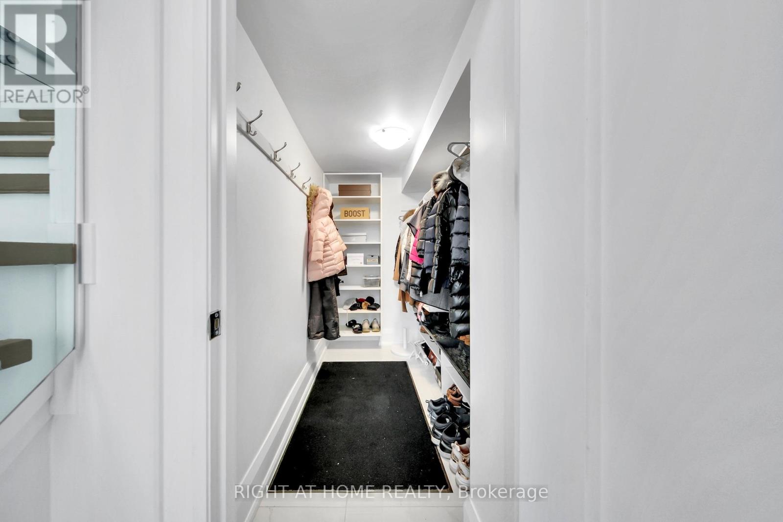 55a Jay Street, Toronto, Ontario  M6L 2L9 - Photo 50 - W12601682