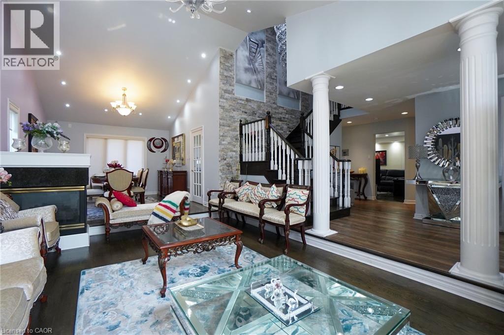 99 Donnici Drive, Hamilton, Ontario  L9B 2K3 - Photo 7 - 40769943