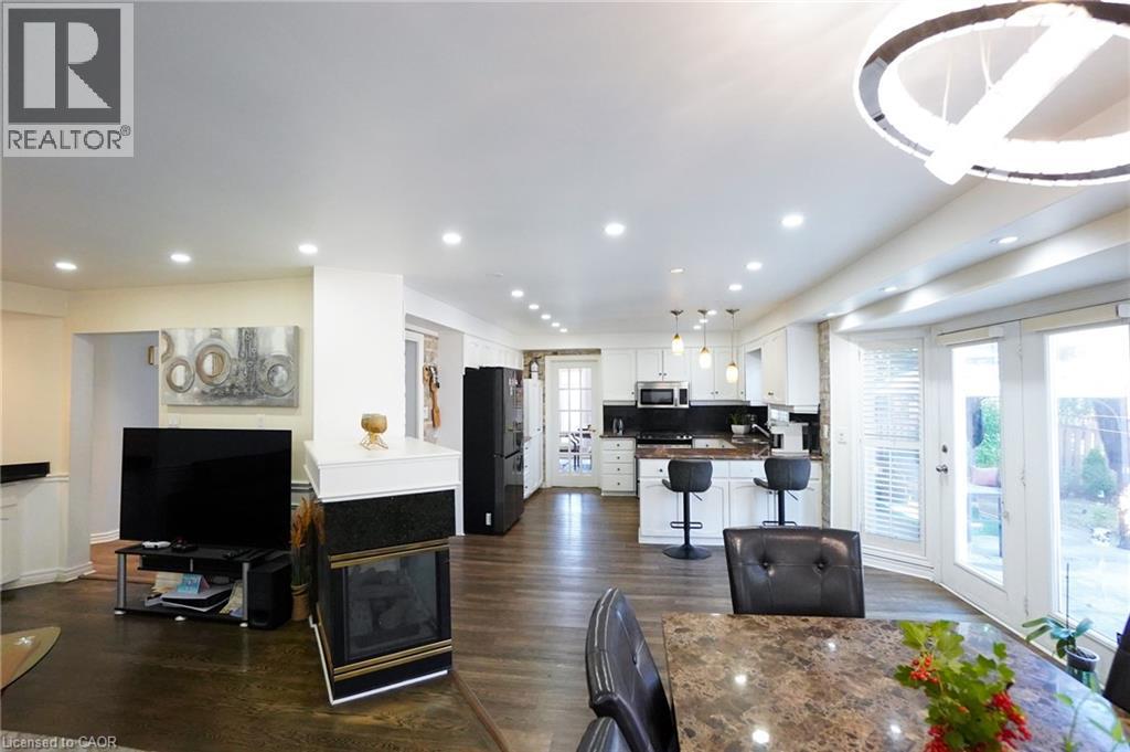 99 Donnici Drive, Hamilton, Ontario  L9B 2K3 - Photo 10 - 40769943