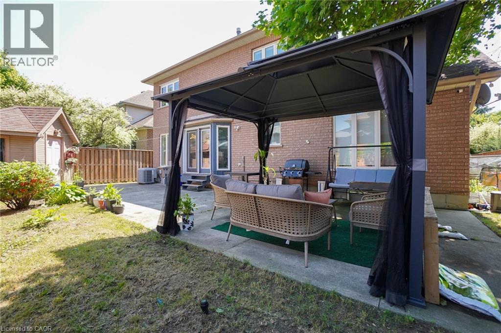 99 Donnici Drive, Hamilton, Ontario  L9B 2K3 - Photo 37 - 40769943