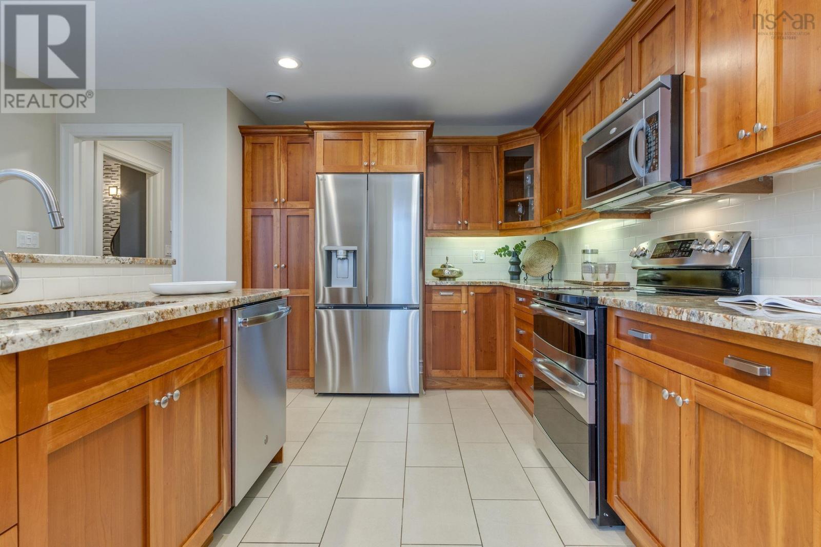 3879 Mont Blanc Terrace, Halifax, Nova Scotia  B3K 6R3 - Photo 16 - 202528681