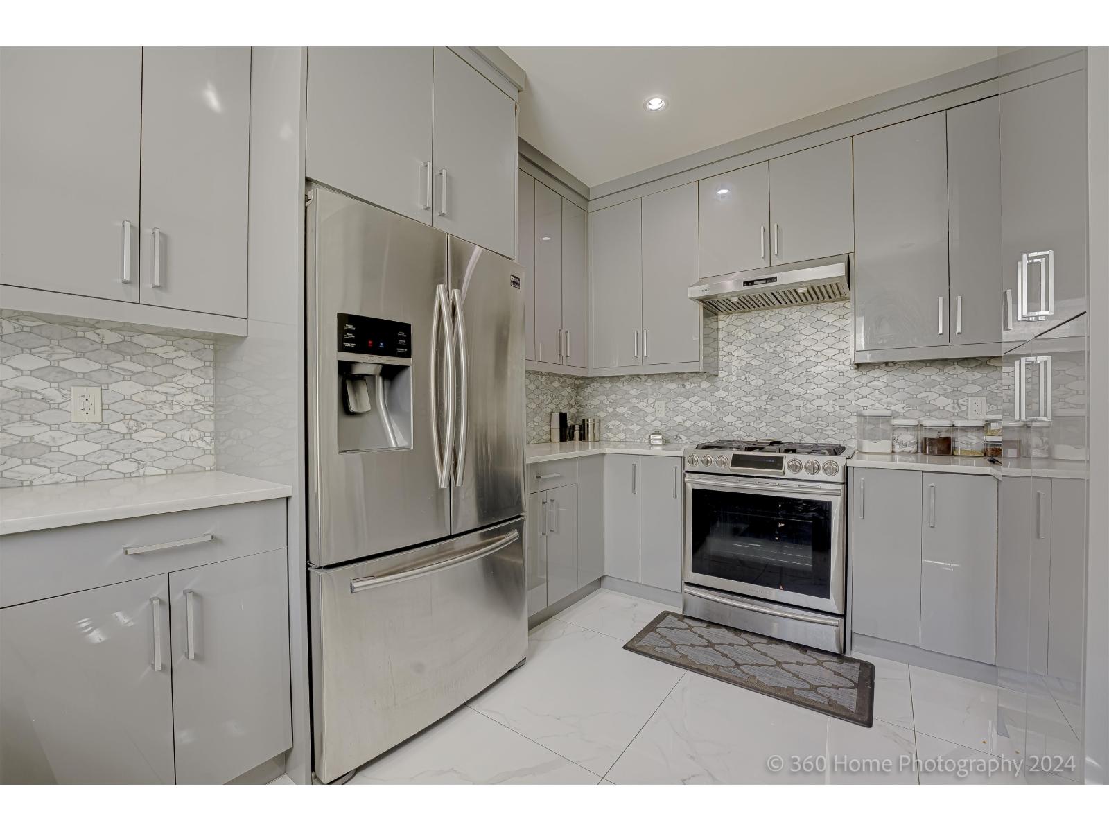 9093 Buchanan Place, Surrey, British Columbia  V3V 6E4 - Photo 8 - R3070223