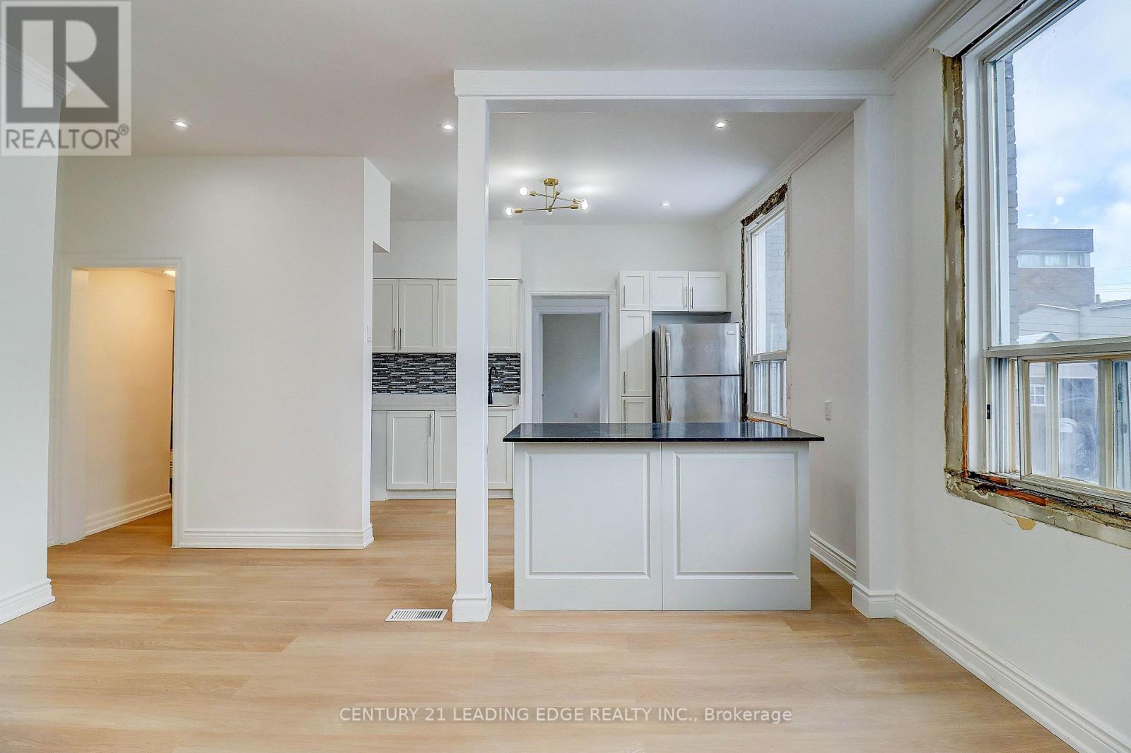 7 Ellsworth Avenue, Toronto, Ontario  M6G 2K4 - Photo 29 - C12601498