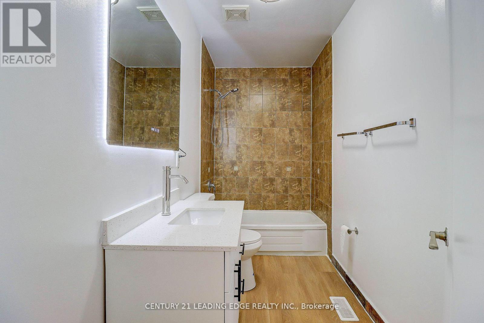 7 Ellsworth Avenue, Toronto, Ontario  M6G 2K4 - Photo 31 - C12601498