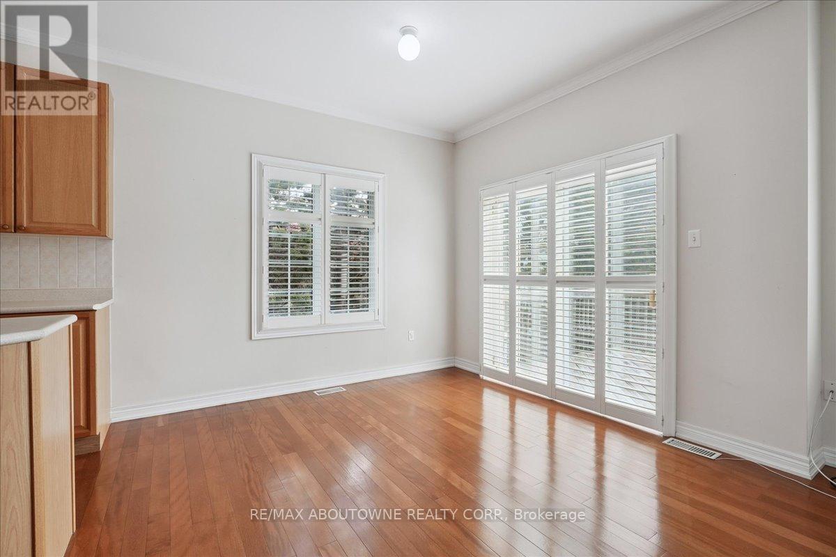 2348 Tesla Crescent, Oakville, Ontario  L6H 7T5 - Photo 16 - W12421696