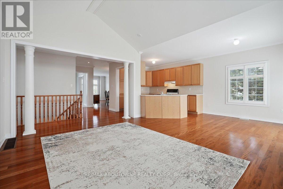 2348 Tesla Crescent, Oakville, Ontario  L6H 7T5 - Photo 14 - W12421696