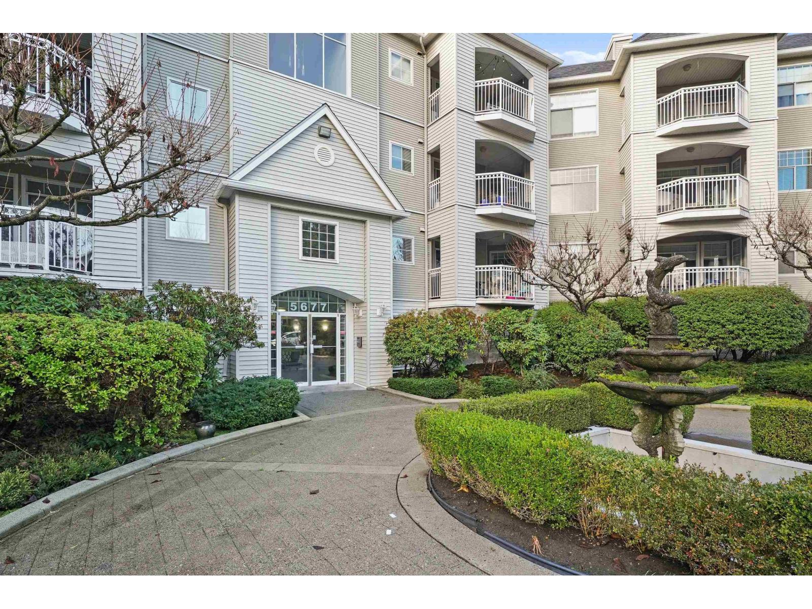 306 5677 208 Street, Langley, British Columbia  V3A 8J5 - Photo 1 - R3071974