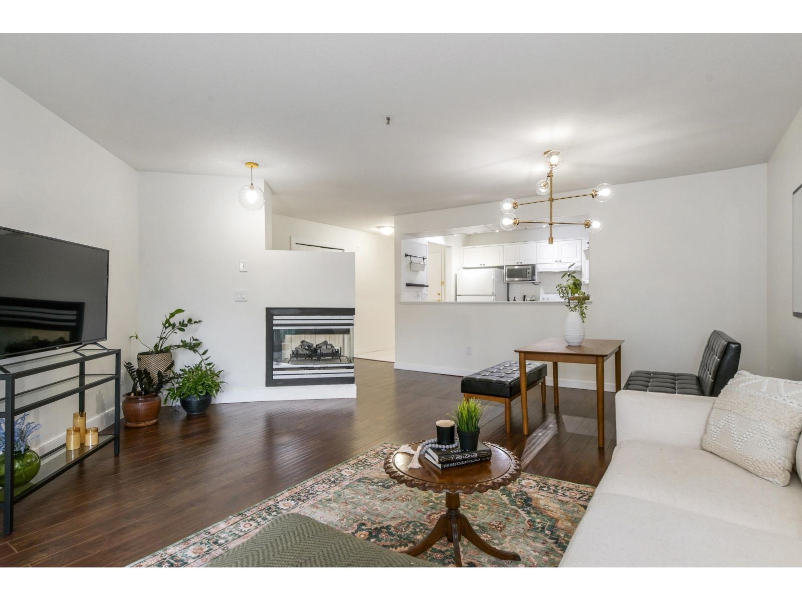 401 5465 201 STREET, Langley, British Columbia