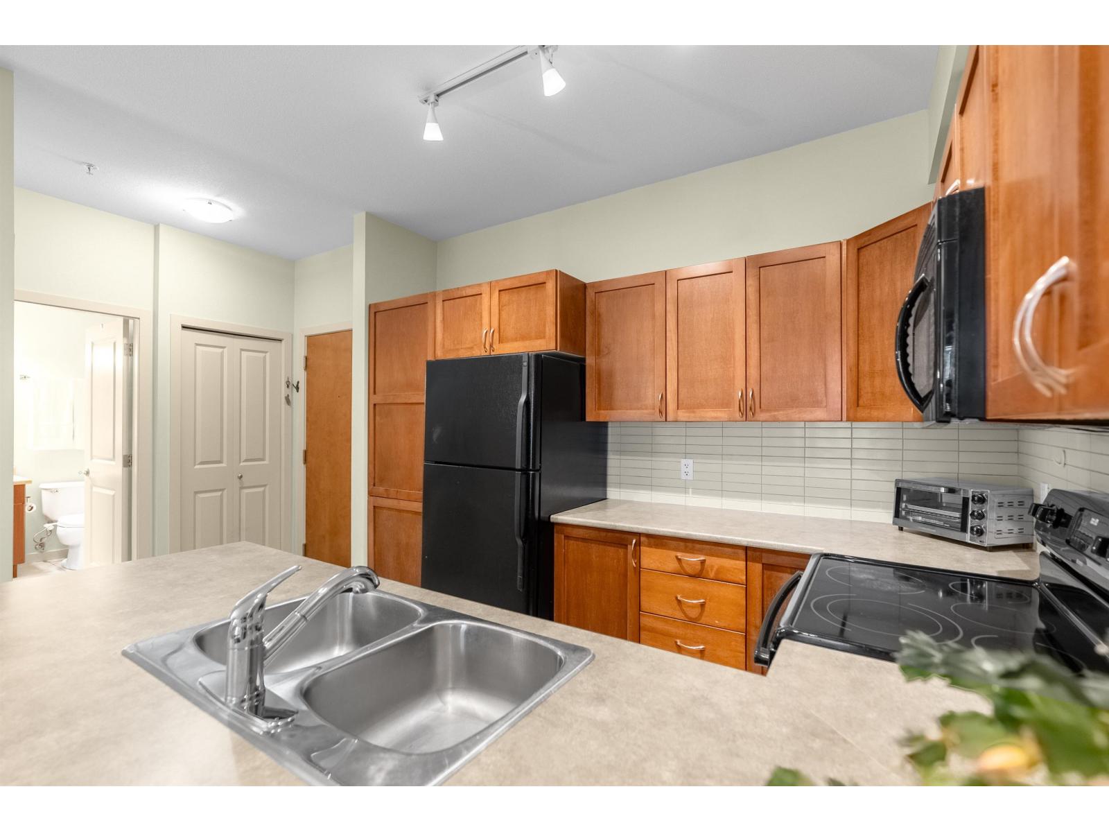 306 33318 Bourquin Crescent, Abbotsford, British Columbia  V2S 0A6 - Photo 9 - R3071048