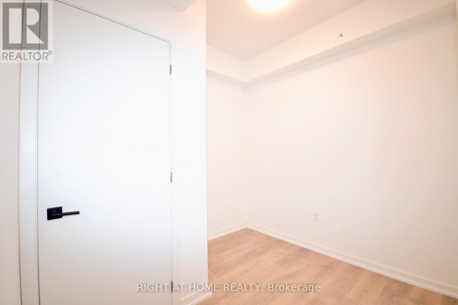 2304 - 10 Graphophone Grove, Toronto, Ontario  M6H 0E5 - Photo 18 - W12527272
