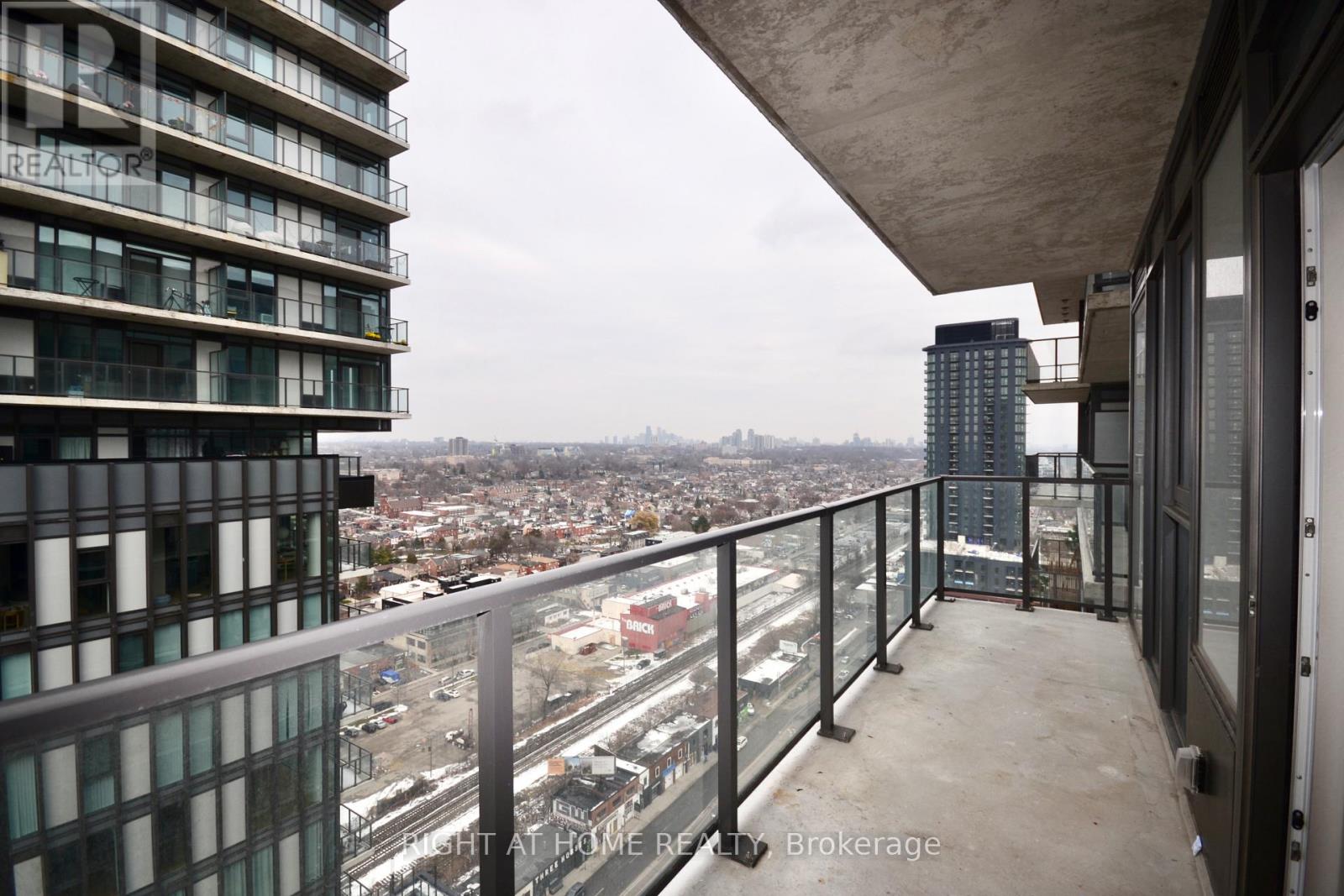 2304 - 10 Graphophone Grove, Toronto, Ontario  M6H 0E5 - Photo 11 - W12527272