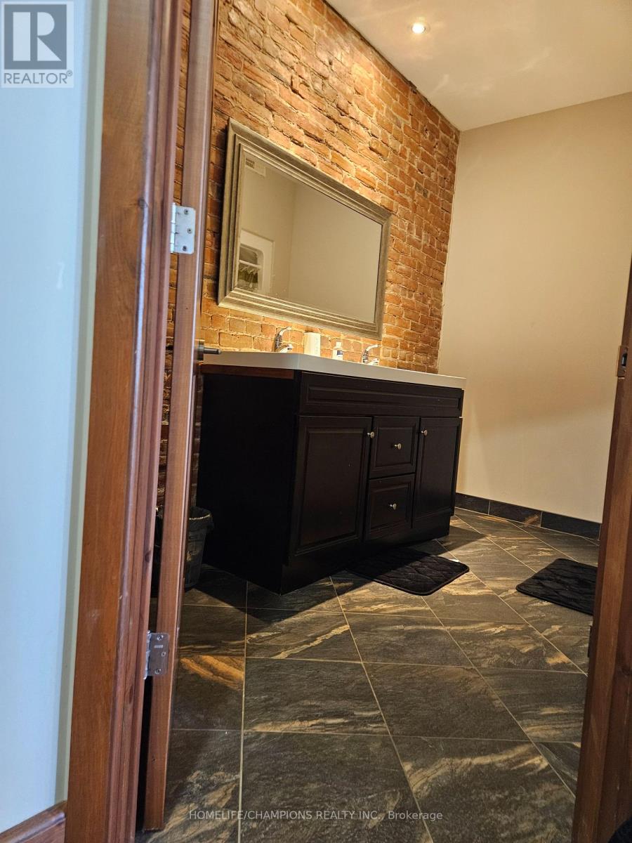 18 Bridge Street, Trent Hills, Ontario K0L 1L0 - Photo 23 - X12533682