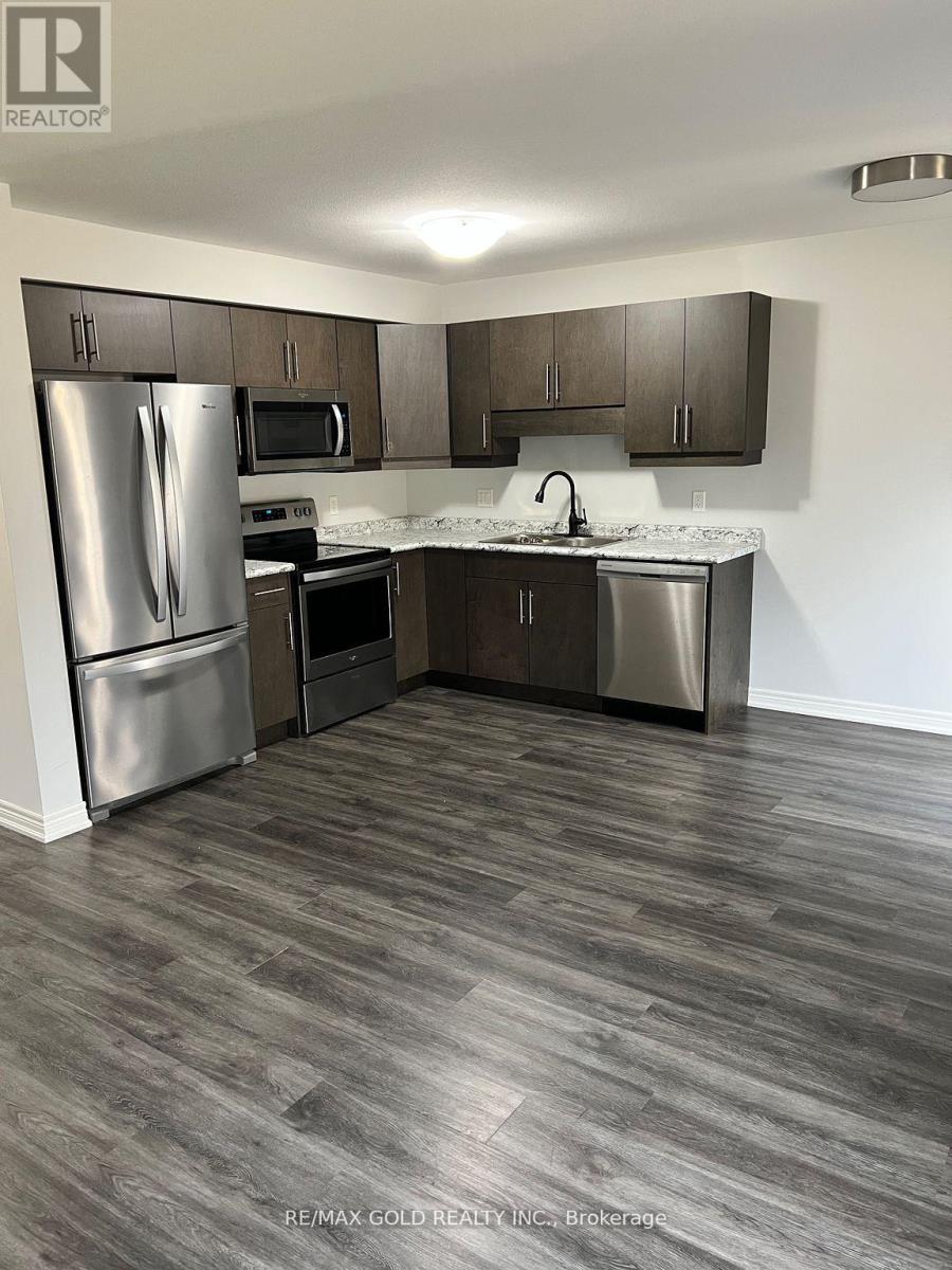 36 Damude Avenue, Thorold, Ontario  L2V 0G6 - Photo 6 - X12601120