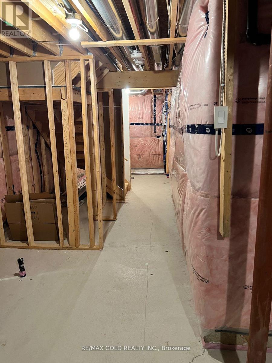 36 Damude Avenue, Thorold, Ontario  L2V 0G6 - Photo 25 - X12601120