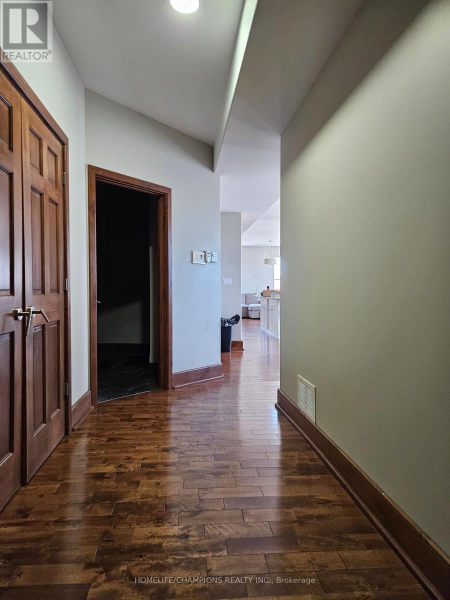 18 Bridge Street, Trent Hills, Ontario K0L 1L0 - Photo 13 - X12533682