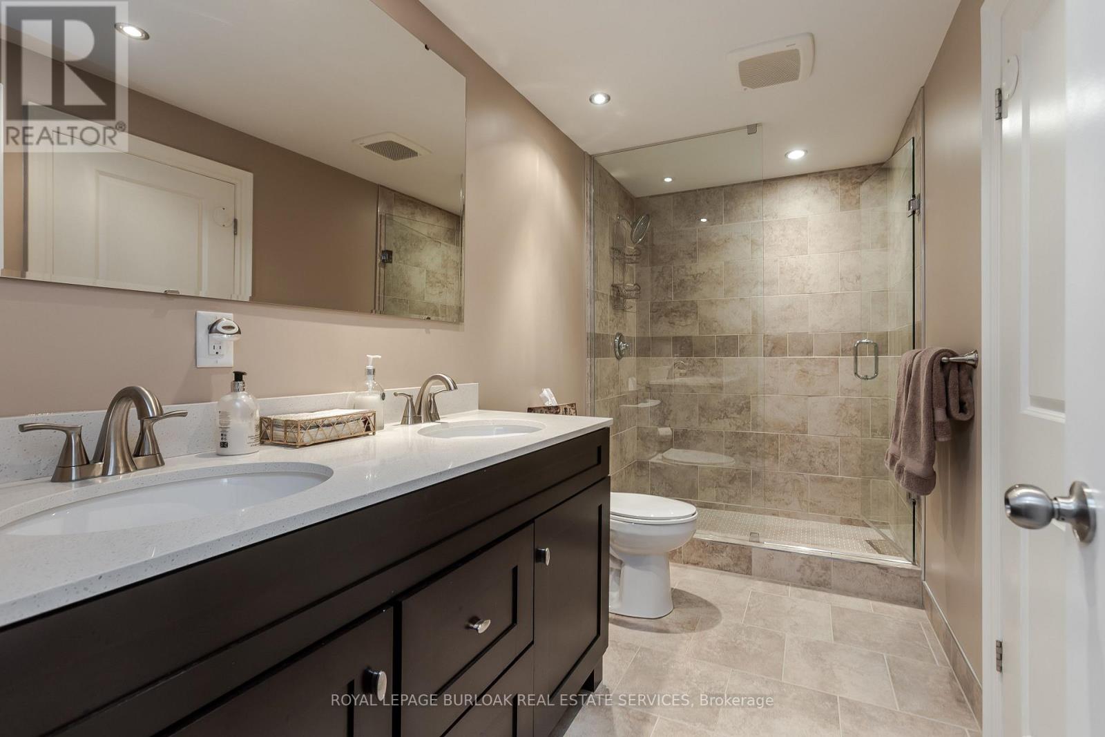 264 Dorchester Drive, Grimsby, Ontario  L3M 1P6 - Photo 39 - X12601656