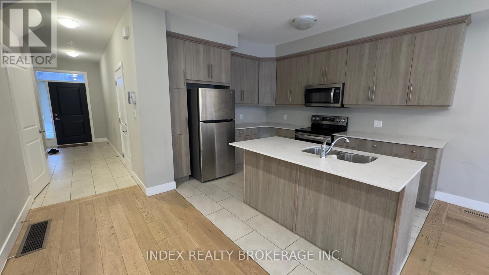 677 Chelton Road, London South, Ontario  N6M 0J1 - Photo 3 - X12601690