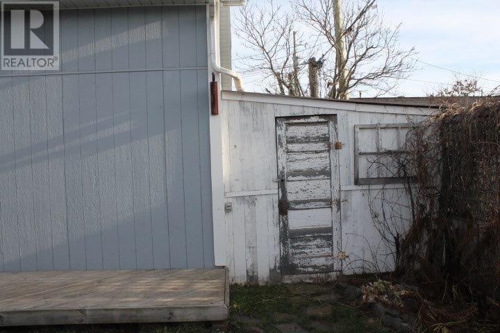 132 Cumming St, Thunder Bay, Ontario P7C 1N7 - Photo 40 - TB253617