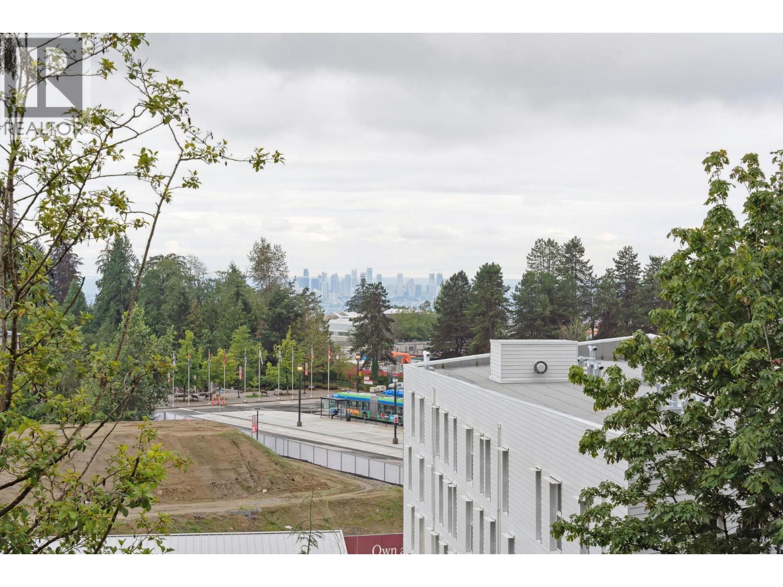 711 8750 University Crescent, Burnaby, British Columbia  V5A 0G9 - Photo 13 - R3072152