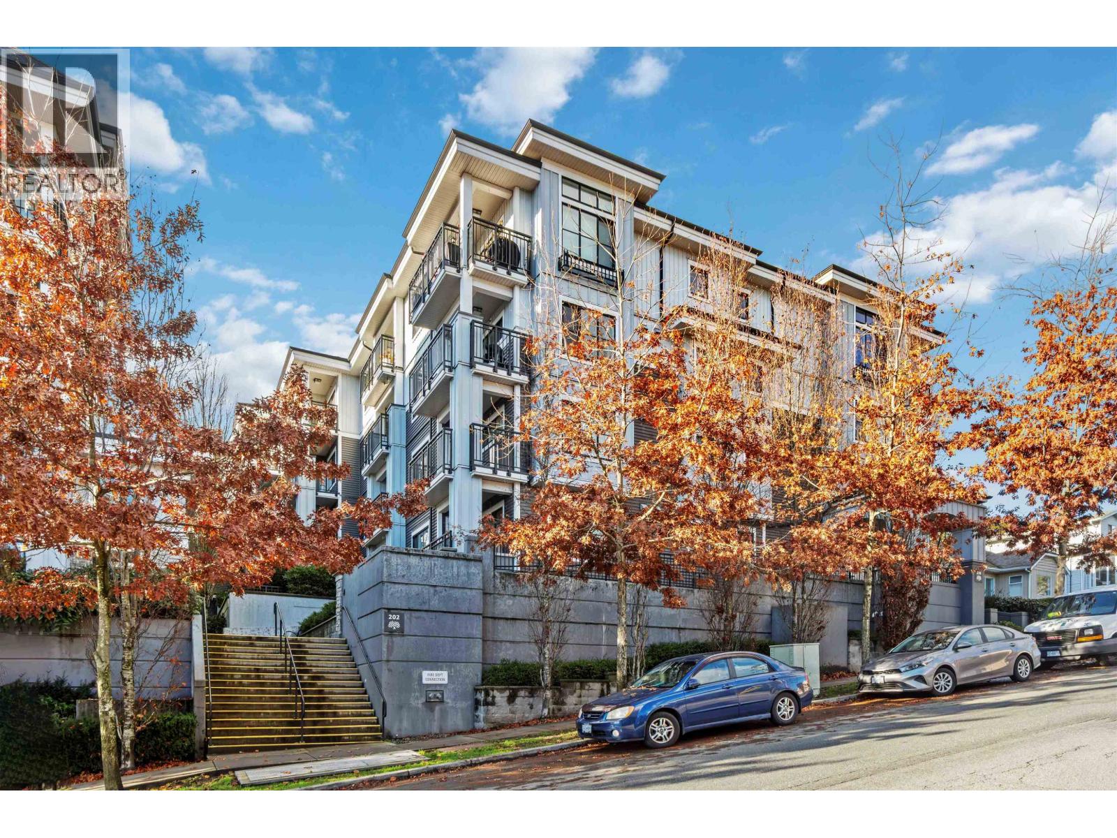 409 210 Lebleu Street, Coquitlam, British Columbia V3K 4L6 - Photo 3 - R3072153