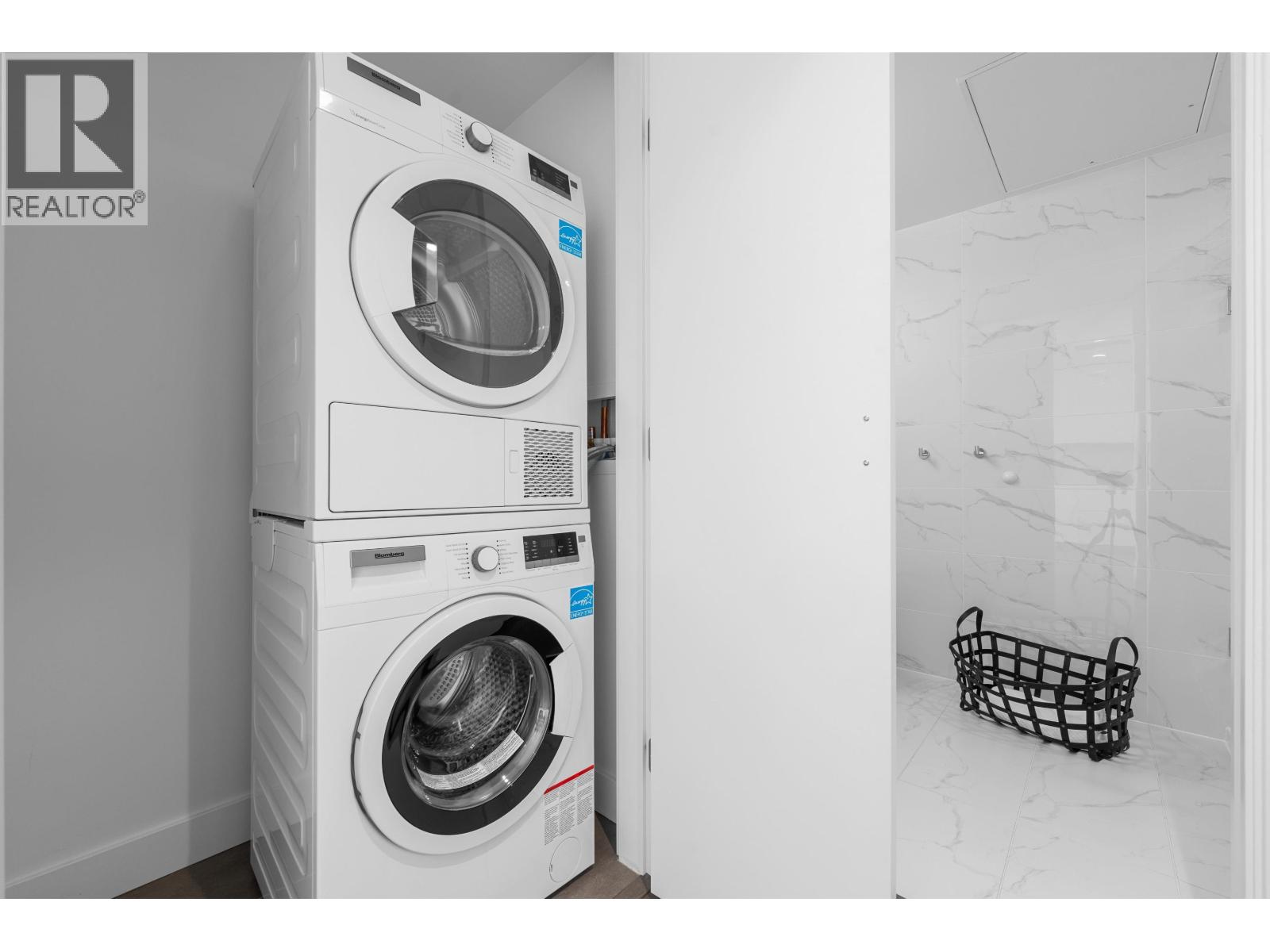 405 8181 Chester Street, Vancouver, British Columbia V5X 0J9 - Photo 17 - R3072163