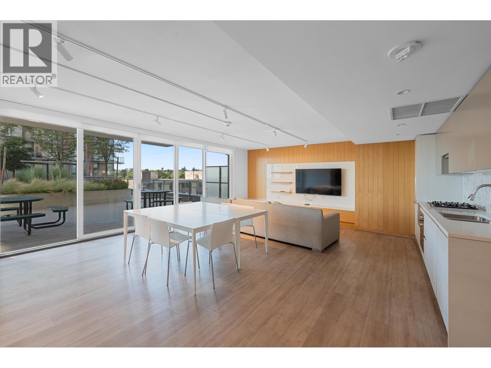 405 8181 Chester Street, Vancouver, British Columbia V5X 0J9 - Photo 37 - R3072163