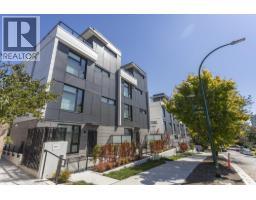 <div class="price">$1,449,900</div> 3249 Clive Avenue, Vancouver<br><div style="margin-bottom:8px;"><small>Macdonald Realty</small></div><div class='bed_bath'>3 Bed | 2 Bath</div>