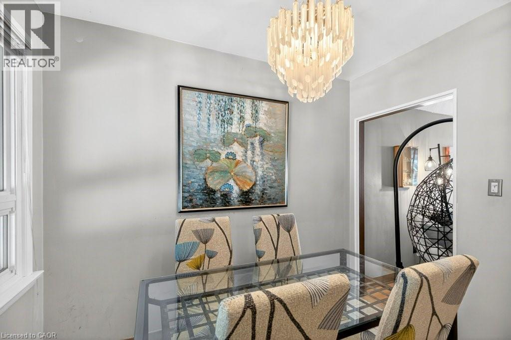 426 East 37th Street, Hamilton, Ontario  L8V 4B8 - Photo 15 - 40792399