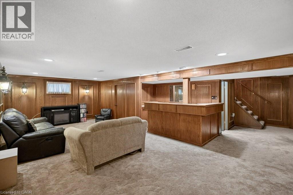 426 East 37th Street, Hamilton, Ontario  L8V 4B8 - Photo 32 - 40792399